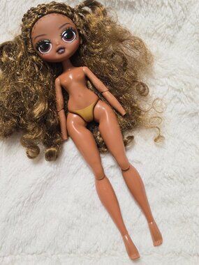 L.O.L. Surprise! O.M.G. Royal Bee Fashion Doll  Curly Hair Base Doll Only MGA
